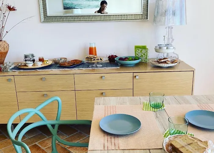 住宿加早餐酒店 Le Di Rosanna 玛里纳吉尔萨罗