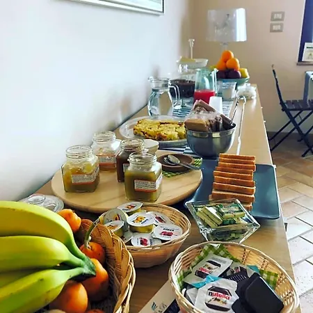 Le Di Rosanna Couette-café 4*
