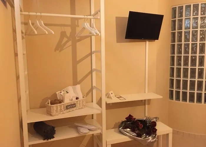 Le Di Rosanna לינה וארוחת בוקר מרינה די ג'ויוסה איוניקה